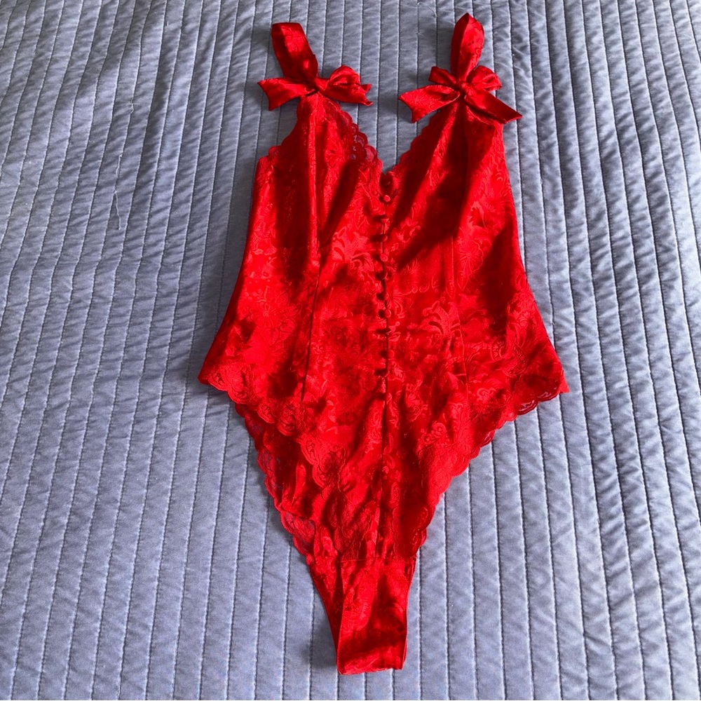 Vintage Gold Label Victoria’s Secret Red Satin Lace Bodysuit Teddy Size Small